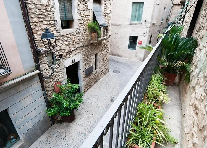 Pensio Bellmirall Gæstehus Girona